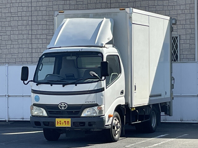 Toyota DYNA 2010