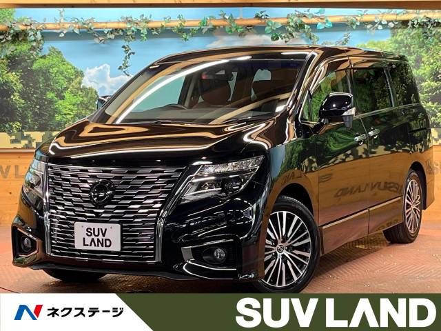 NISSAN ELGRAND 2022