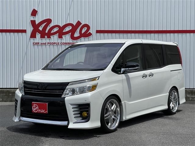 TOYOTA VOXY 2015