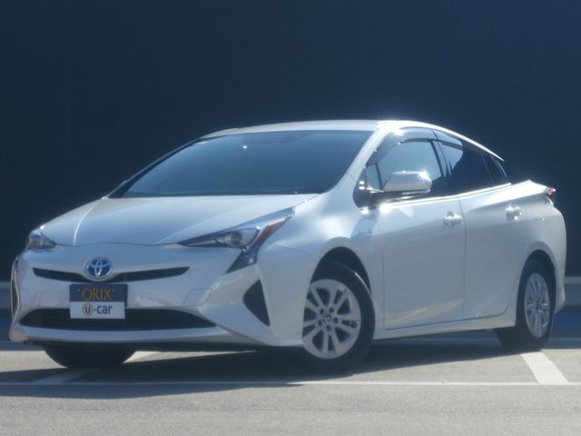 TOYOTA PRIUS 2017