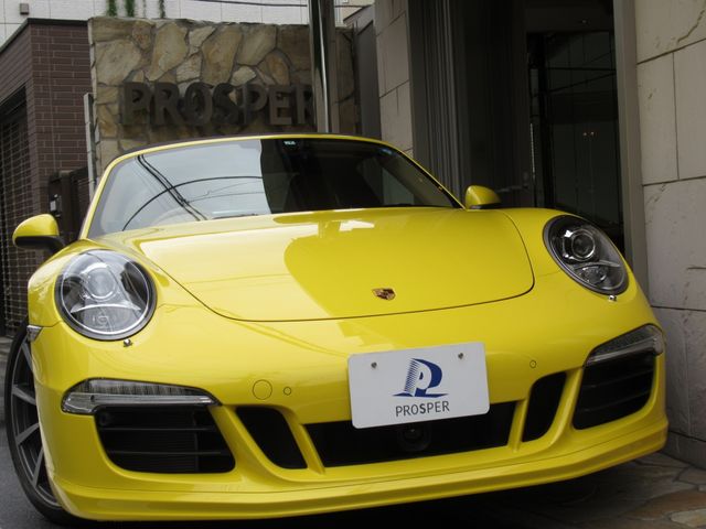 PORSCHE 911 2015