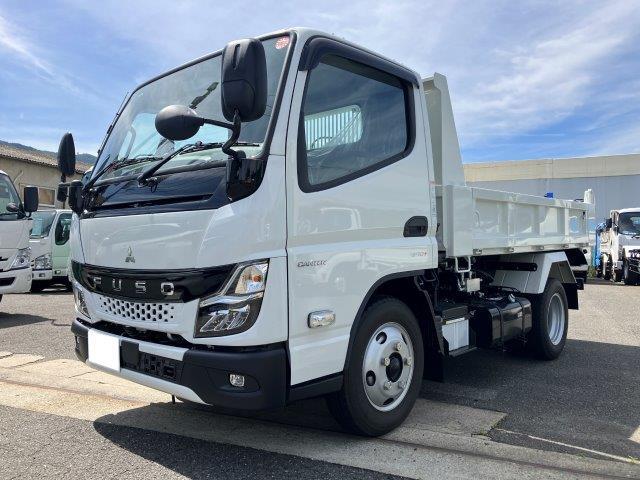 Mitsubishi CANTER 2023