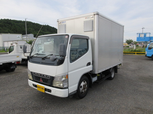 Mitsubishi CANTER 2003