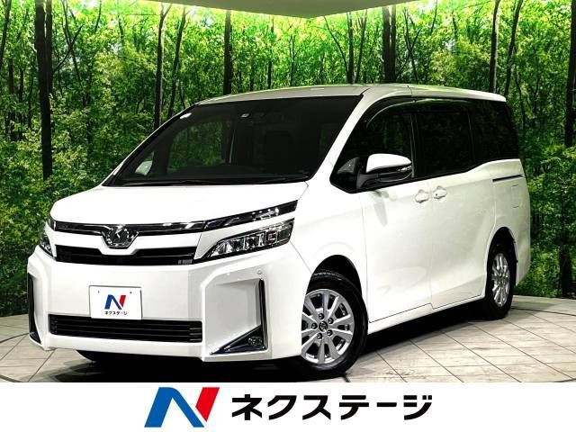 TOYOTA VOXY 2018