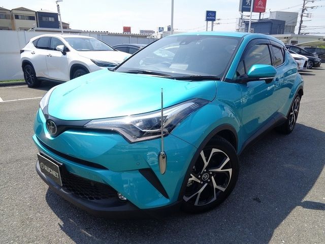 TOYOTA C-HR 2019