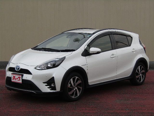 TOYOTA AQUA 2019