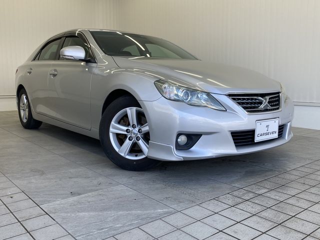 TOYOTA MARK X 2010