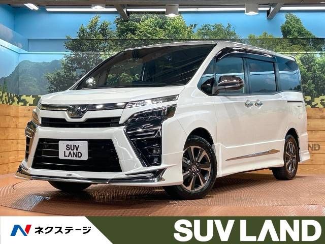 TOYOTA VOXY 2019