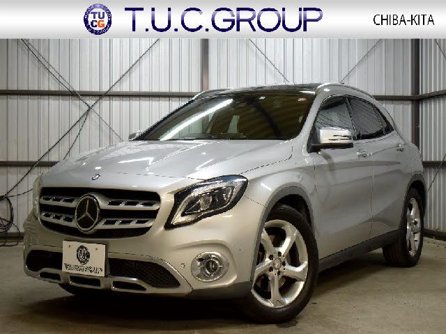 MERCEDES-BENZ GLA class 2017