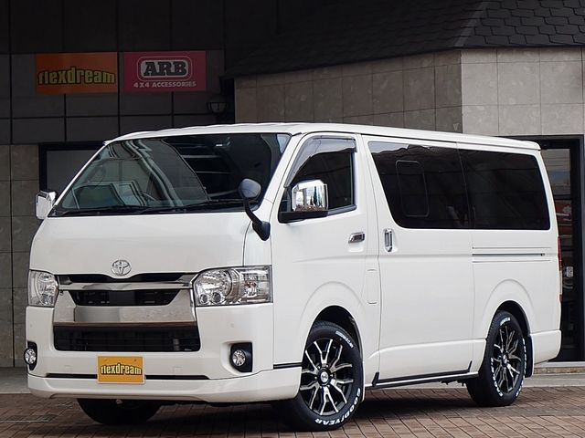 TOYOTA HIACE van 4WD 2021