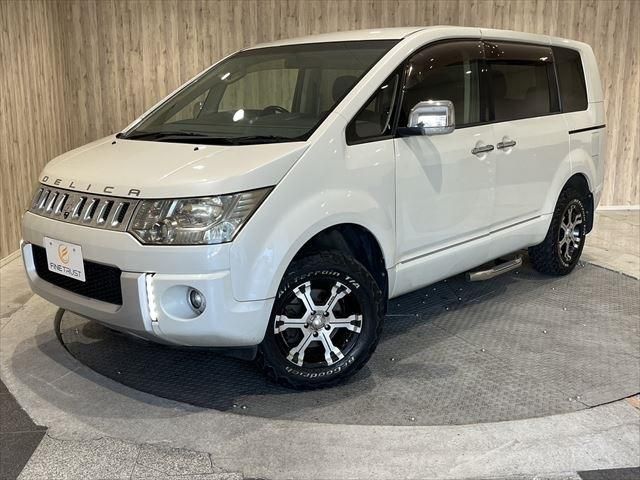 MITSUBISHI DELICA D:5 4WD 2011