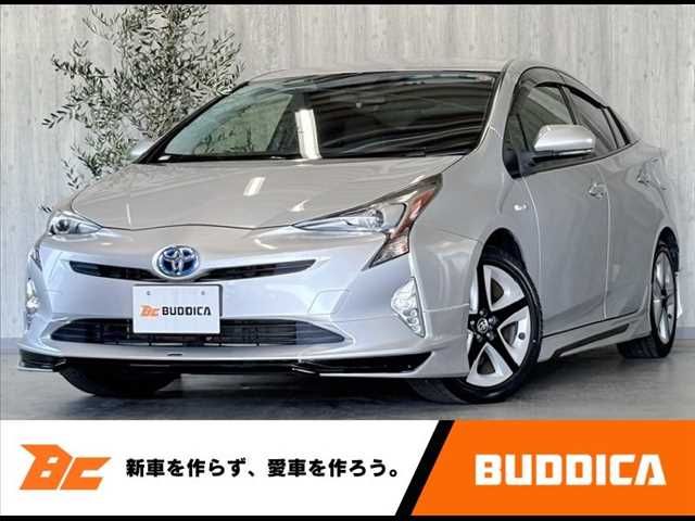 TOYOTA PRIUS 2015