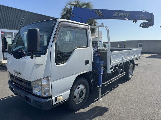 Isuzu ELF 2014