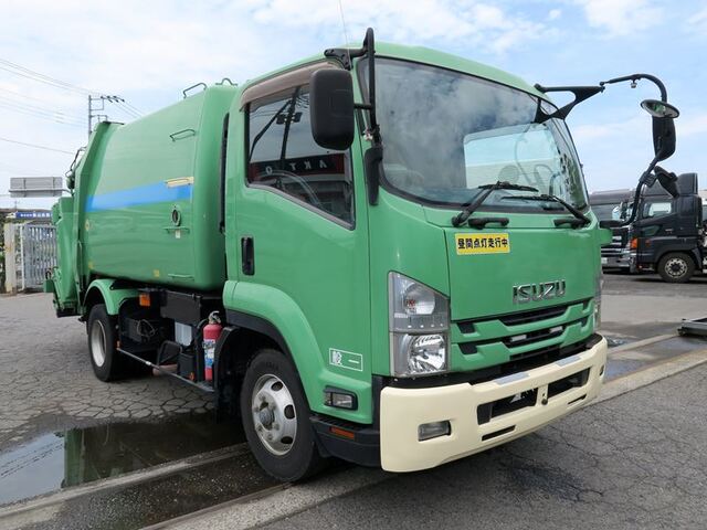 Isuzu FORWARD 2017