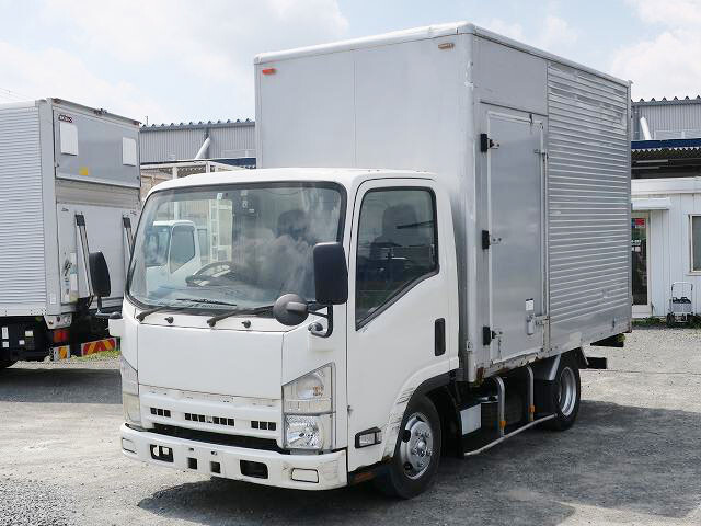 Isuzu ELF 2007