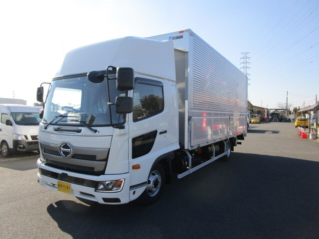 Hino RANGER 2023