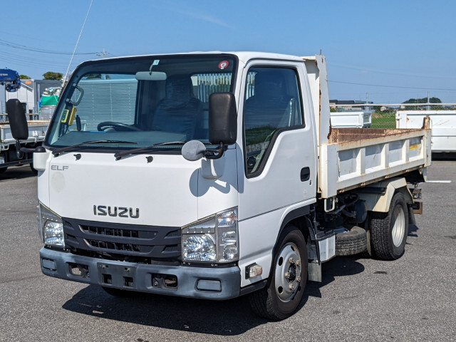 Isuzu ELF 2016