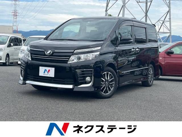 TOYOTA VOXY 2015