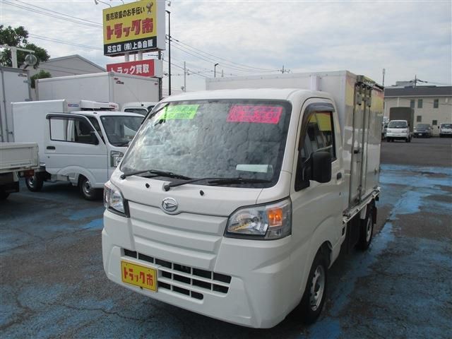 DAIHATSU HIJET truck 2017