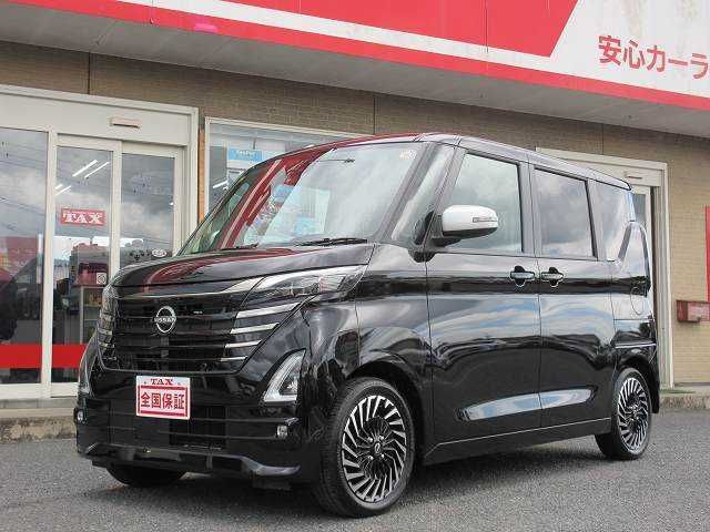 NISSAN ROOX 2023