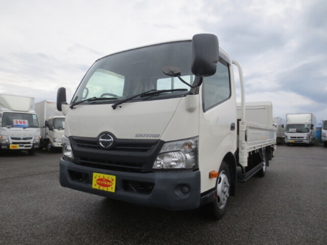 Hino DUTRO 2017