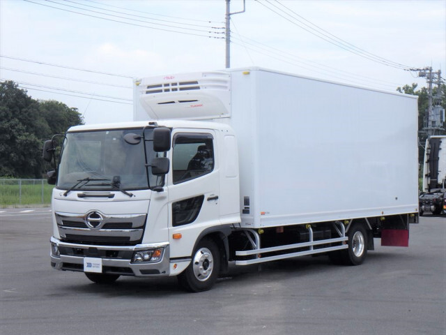 Hino RANGER 2023