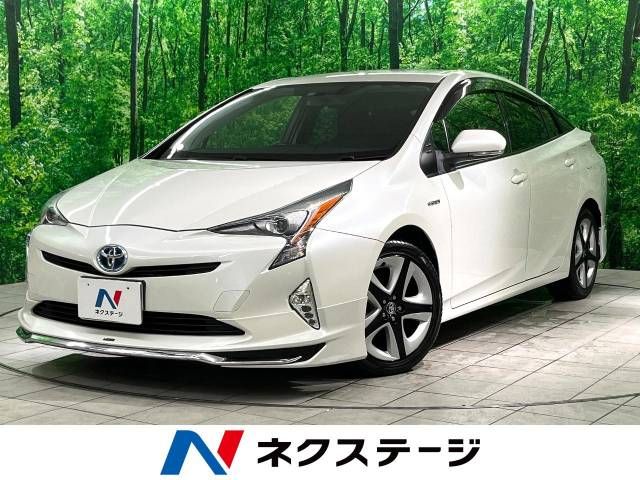 TOYOTA PRIUS 2016