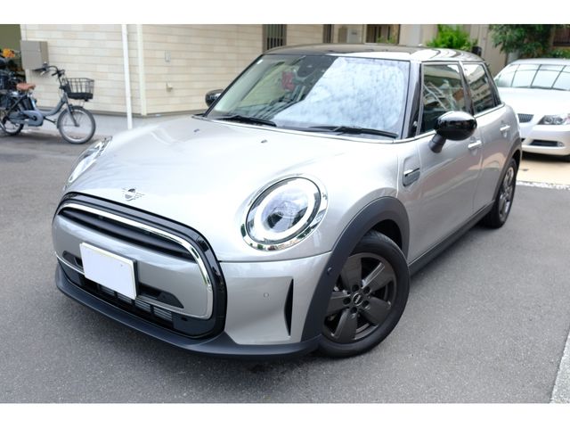 BMW MINI COOPER 5DOOR 2023