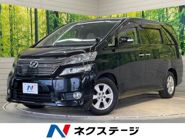 TOYOTA VELLFIRE 2013