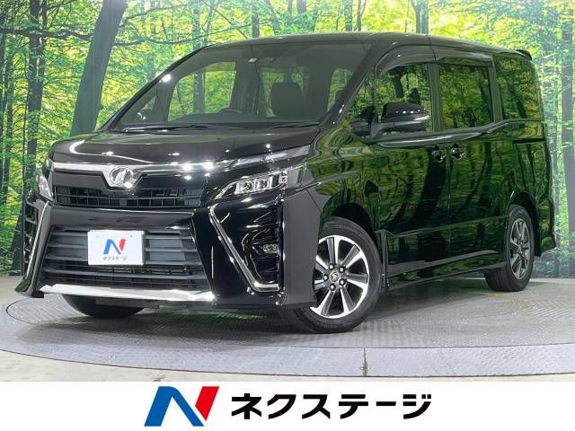 TOYOTA VOXY 2017