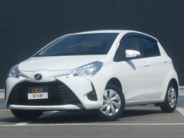 TOYOTA VITZ 2019