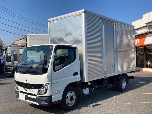 Mitsubishi CANTER 2022