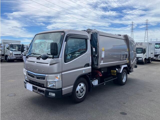 Mitsubishi CANTER 2020