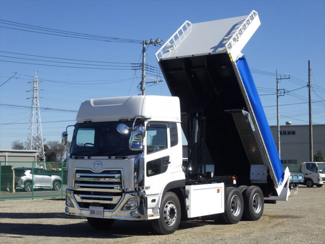 UD Trucks QUON 2024