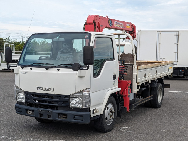 Isuzu ELF 2017