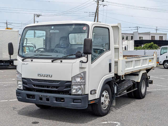 Isuzu ELF 2017