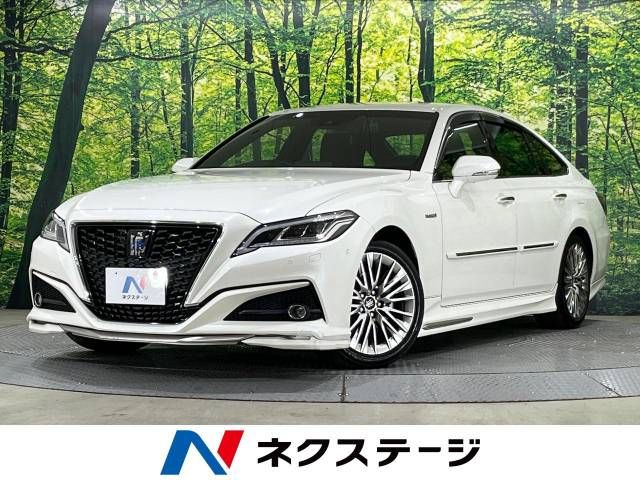 TOYOTA CROWN sedan hybrid 2019