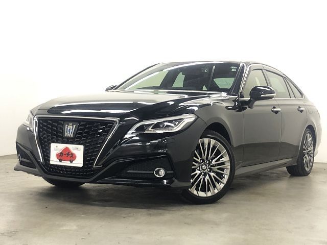 TOYOTA CROWN sedan hybrid 4WD 2022