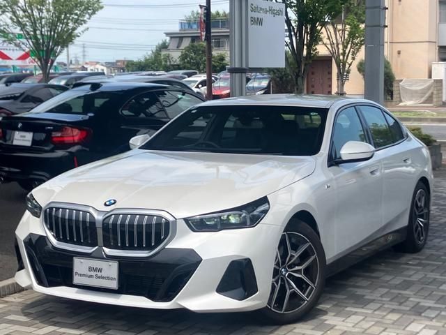 BMW 5series sedan 2024