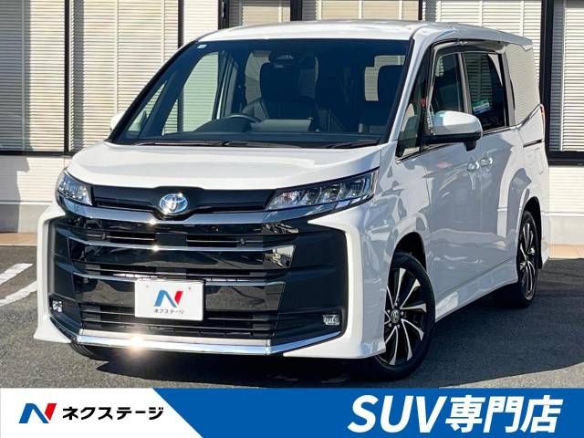 TOYOTA NOAH HYBRID 2022