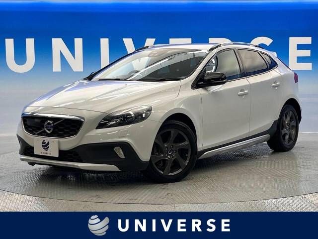 VOLVO V40 CROSS COUNTRY 2013