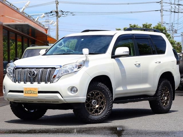 TOYOTA LANDCRUISER PRADO 2013