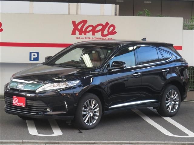 TOYOTA HARRIER 2WD 2017