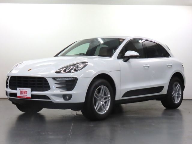 PORSCHE Macan 2017