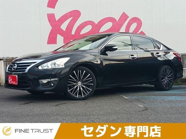 NISSAN TEANA 2015