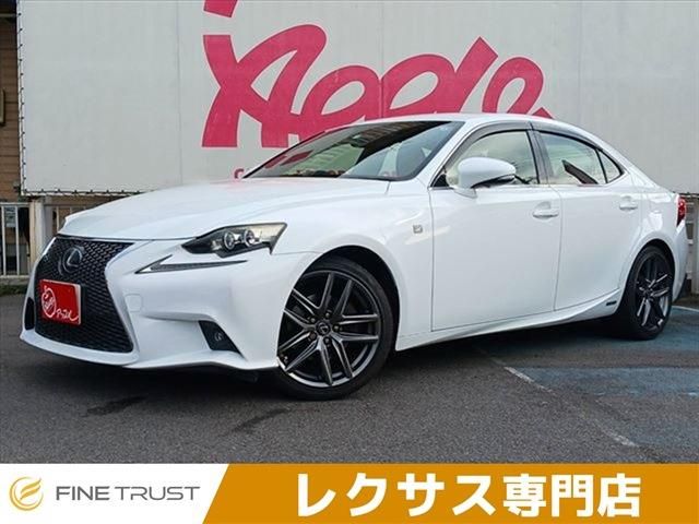 TOYOTA LEXUS IS300h 2013