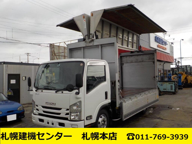 Isuzu ELF 2016