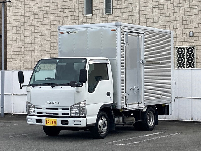 Isuzu ELF 2009