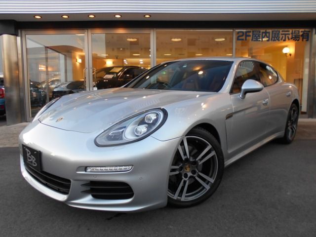 PORSCHE PANAMERA 2014