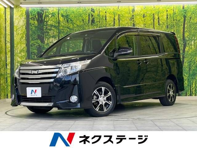 TOYOTA NOAH 4WD 2014